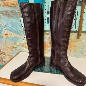 EUC Donald J Pliner Leather tall brown boots